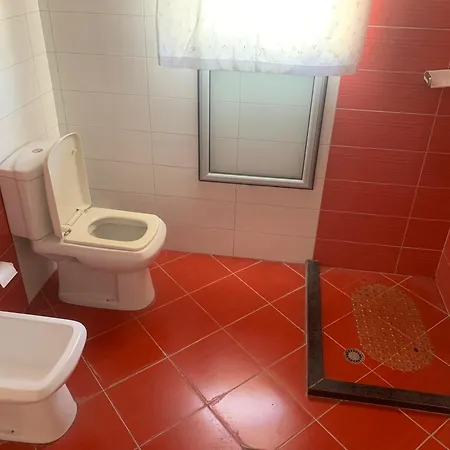 Titi *